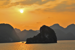 Vietnam: Halong Bay