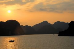 Vietnam: Halong Bay